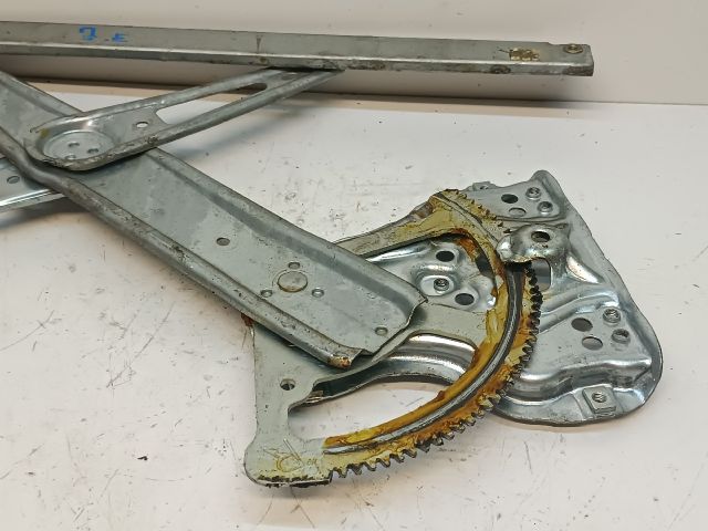 bontott TOYOTA COROLLA Jobb első Ablakemelő Szerkezet (Elektromos)