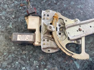 bontott TOYOTA COROLLA Jobb első Ablakemelő Szerkezet (Elektromos)