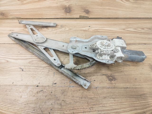 bontott TOYOTA COROLLA Jobb első Ablakemelő Szerkezet (Elektromos)