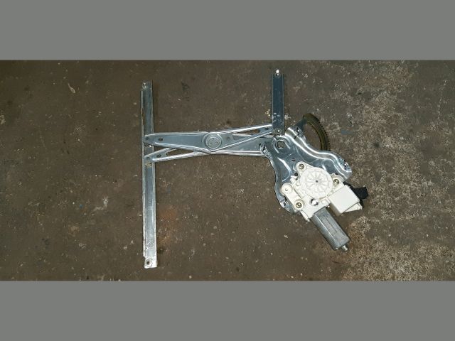 bontott TOYOTA COROLLA Jobb első Ablakemelő Szerkezet (Elektromos)