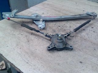 bontott TOYOTA COROLLA Jobb első Ablakemelő Szerkezet (Mechanikus)