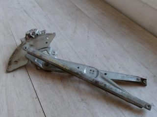 bontott TOYOTA COROLLA Jobb első Ablakemelő Szerkezet (Mechanikus)