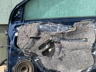 bontott TOYOTA COROLLA Jobb első Ajtó (Részeivel)