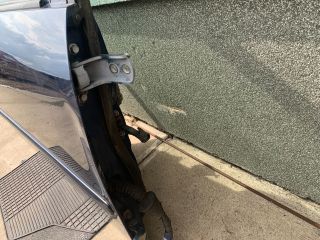 bontott TOYOTA COROLLA Jobb első Ajtó (Részeivel)