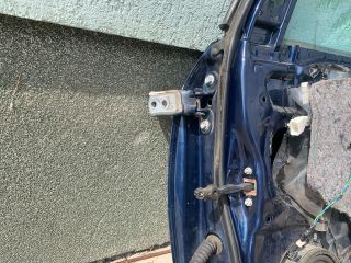 bontott TOYOTA COROLLA Jobb első Ajtó (Részeivel)