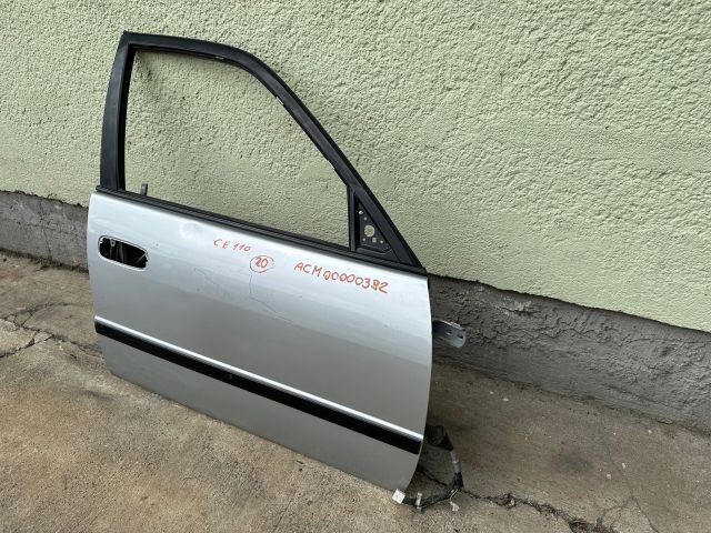 bontott TOYOTA COROLLA Jobb első Ajtó (Részeivel)