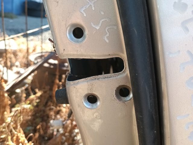 bontott TOYOTA COROLLA Jobb első Ajtó (Üres lemez)