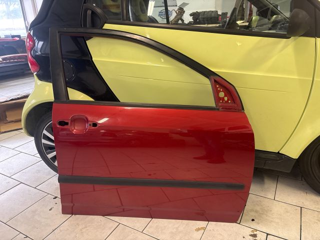 bontott TOYOTA COROLLA Jobb első Ajtó (Üres lemez)