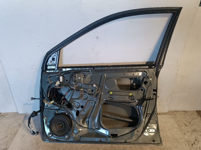 bontott TOYOTA COROLLA Jobb első Ajtó (Üres lemez)