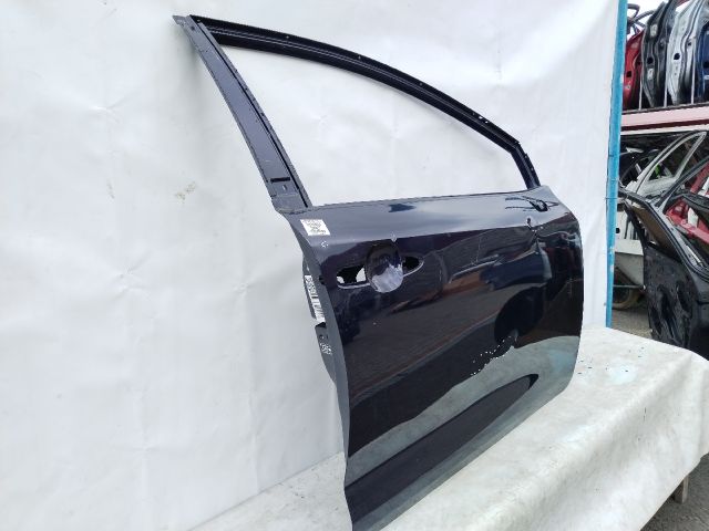 bontott TOYOTA COROLLA Jobb első Ajtó (Üres lemez)