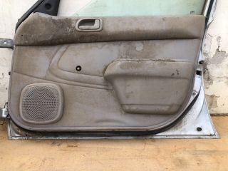 bontott TOYOTA COROLLA Jobb első Ajtó (Üres lemez)