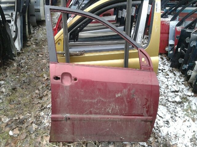 bontott TOYOTA COROLLA Jobb első Ajtó (Üres lemez)