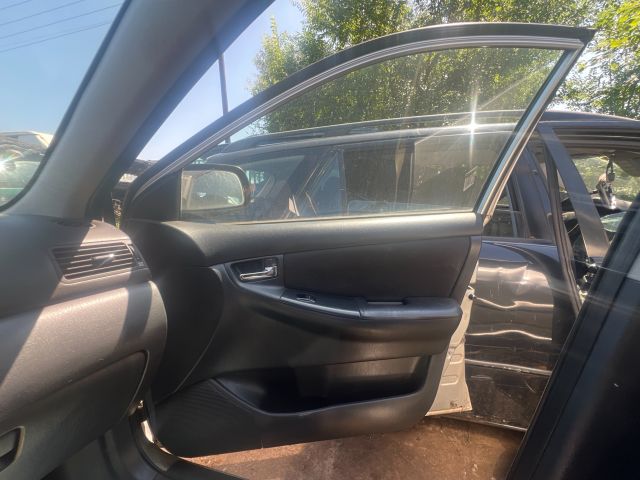 bontott TOYOTA COROLLA Jobb első Ajtó (Üres lemez)