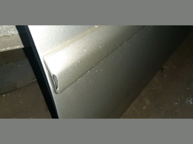 bontott TOYOTA COROLLA Jobb első Ajtó (Üres lemez)