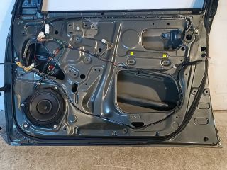 bontott TOYOTA COROLLA Jobb első Ajtó (Üres lemez)