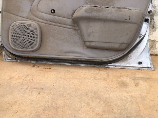 bontott TOYOTA COROLLA Jobb első Ajtó (Üres lemez)