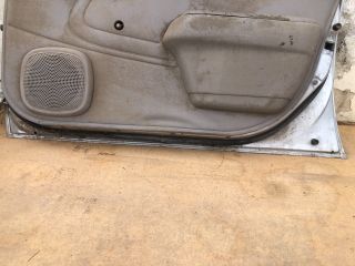 bontott TOYOTA COROLLA Jobb első Ajtó (Üres lemez)