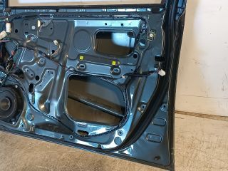 bontott TOYOTA COROLLA Jobb első Ajtó (Üres lemez)