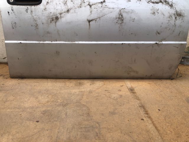 bontott TOYOTA COROLLA Jobb első Ajtó (Üres lemez)