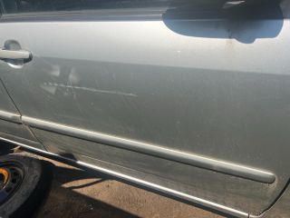 bontott TOYOTA COROLLA Jobb első Ajtó (Üres lemez)
