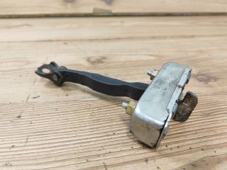 bontott TOYOTA COROLLA Jobb első Ajtóhatároló