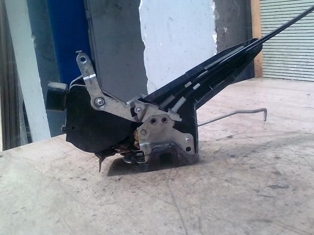 bontott TOYOTA COROLLA Jobb első Ajtózár