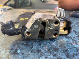 bontott TOYOTA COROLLA Jobb első Ajtózár