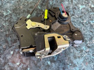 bontott TOYOTA COROLLA Jobb első Ajtózár