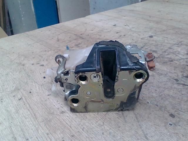 bontott TOYOTA COROLLA Jobb első Ajtózár