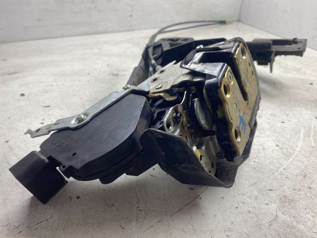 bontott TOYOTA COROLLA Jobb első Ajtózár