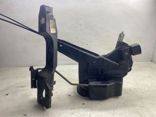 bontott TOYOTA COROLLA Jobb első Ajtózár