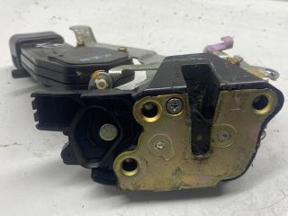 bontott TOYOTA COROLLA Jobb első Ajtózár