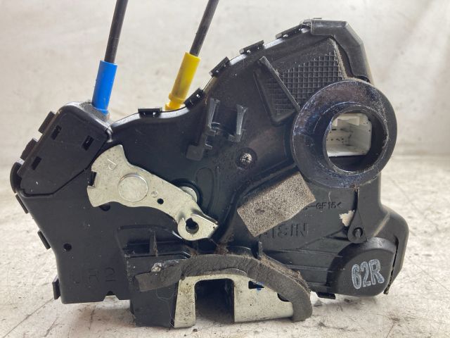 bontott TOYOTA COROLLA Jobb első Ajtózár