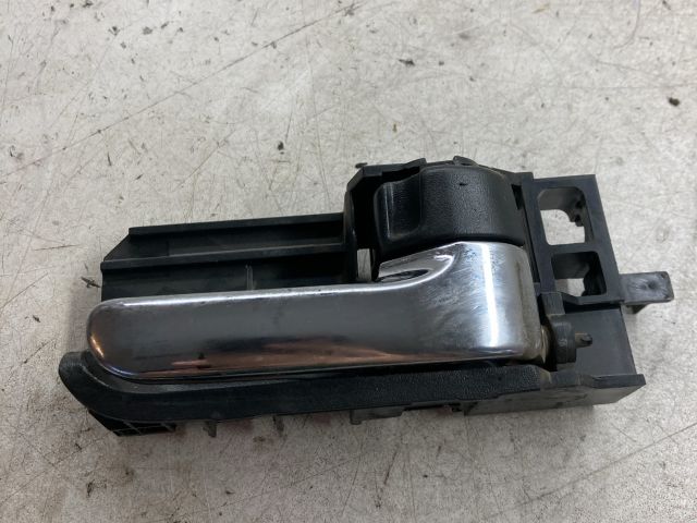 bontott TOYOTA COROLLA Jobb első Belső Kilincs