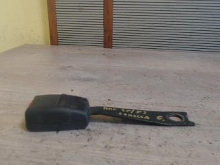 bontott TOYOTA COROLLA Jobb első Biztonsági Öv Csat