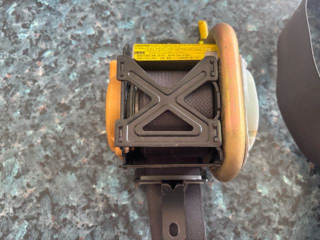 bontott TOYOTA COROLLA Jobb első Biztonsági Öv