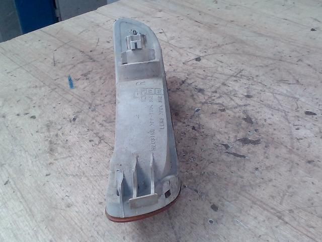 bontott TOYOTA COROLLA Jobb első Irányjelző