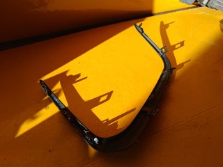 bontott TOYOTA COROLLA Jobb első Lökhárító Díszléc