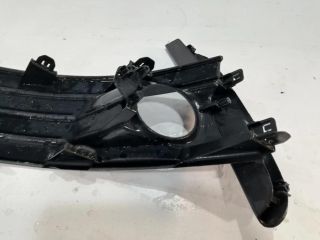 bontott TOYOTA COROLLA Jobb első Lökhárító Vakborítás