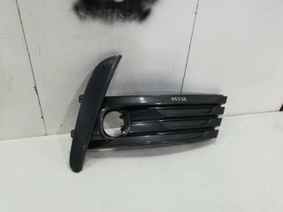 bontott TOYOTA COROLLA Jobb első Lökhárító Vakborítás