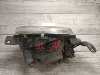 bontott TOYOTA COROLLA Jobb Fényszóró