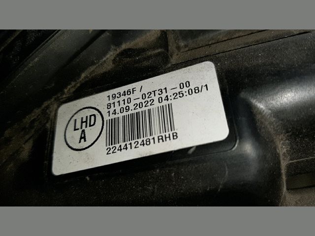 bontott TOYOTA COROLLA Jobb Fényszóró