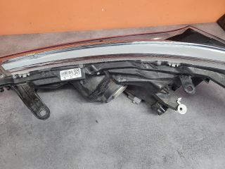 bontott TOYOTA COROLLA Jobb Fényszóró