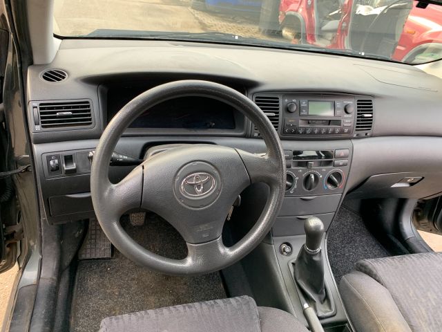 bontott TOYOTA COROLLA Jobb Gólyaláb Csonkállvánnyal