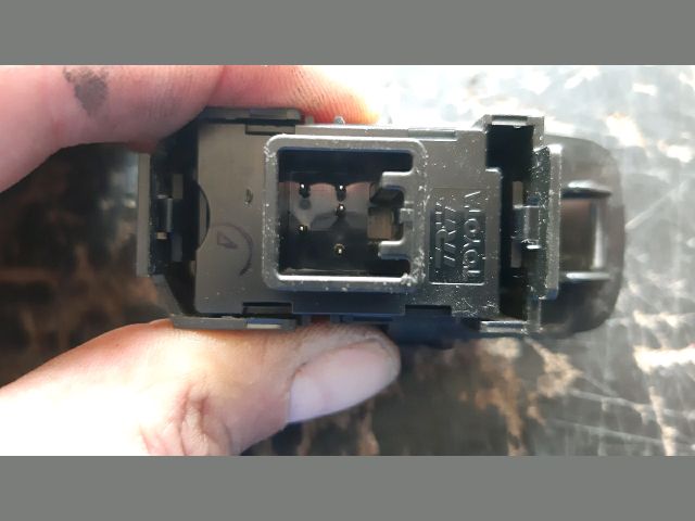 bontott TOYOTA COROLLA Jobb hátsó Ablakemelő Kapcsoló