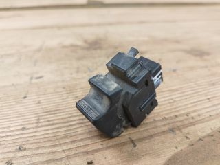 bontott TOYOTA COROLLA Jobb hátsó Ablakemelő Kapcsoló