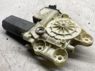 bontott TOYOTA COROLLA Jobb hátsó Ablakemelő Motor