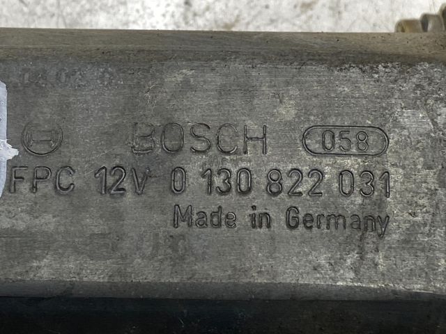 bontott TOYOTA COROLLA Jobb hátsó Ablakemelő Motor