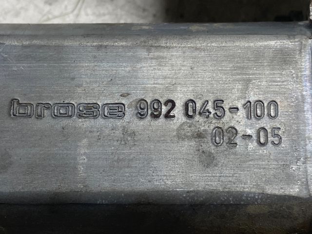 bontott TOYOTA COROLLA Jobb hátsó Ablakemelő Motor