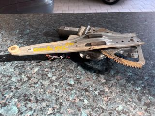 bontott TOYOTA COROLLA Jobb hátsó Ablakemelő Szerkezet (Elektromos)